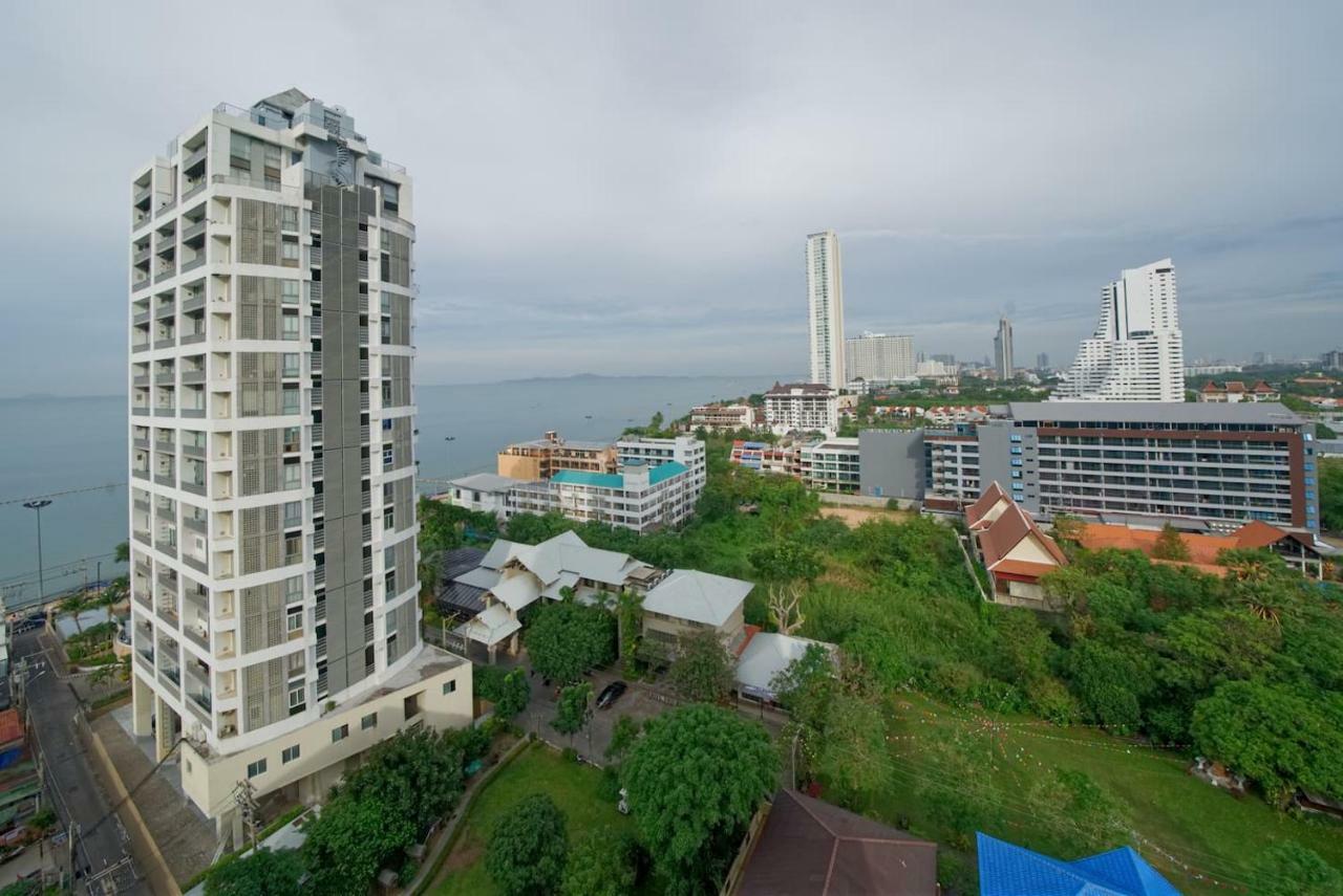 Ar Aeras Pattaya Apartment Exterior photo