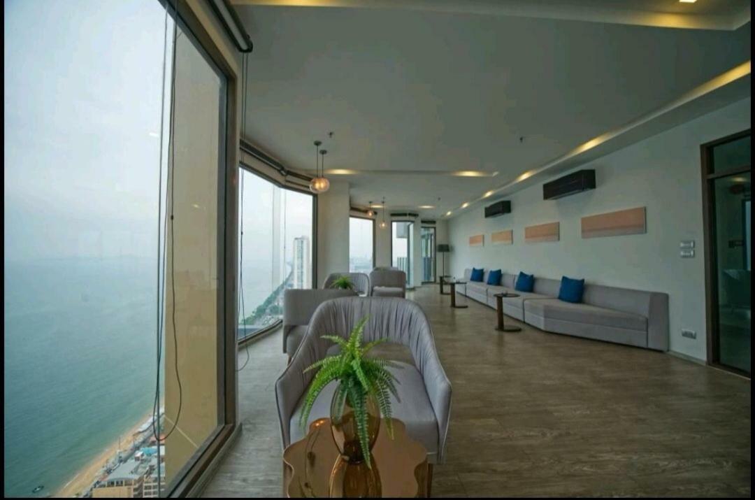 Ar Aeras Pattaya Apartment Exterior photo